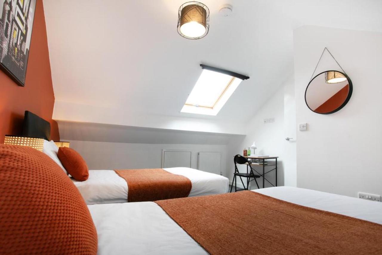 Spacious 2 Bedroom Apartments - 5 Mins From Qmc, Universities And City Centre! Nottingham Exterior photo